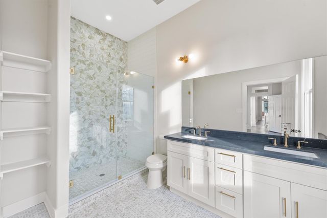 1607 Market Street, Galveston, TX 77550