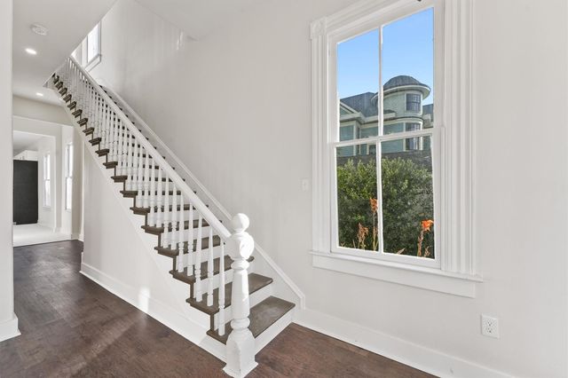 1607 Market Street, Galveston, TX 77550