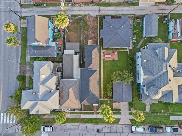 1607 Market Street, Galveston, TX 77550