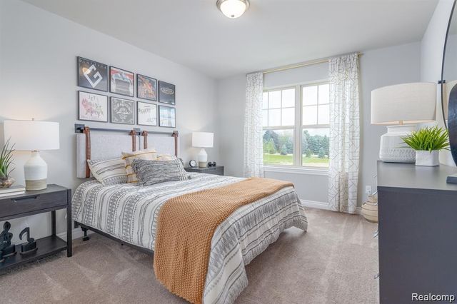 3911 Chatham Place 104, Brighton Township, MI 48114