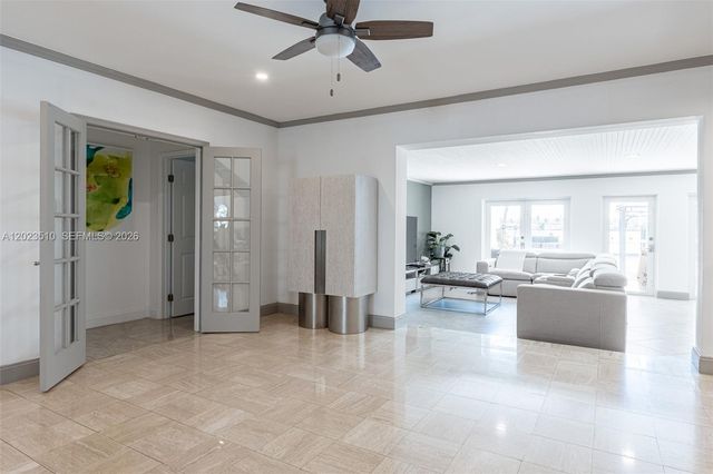 1430 Stillwater Dr 1430, Miami Beach, FL 33141