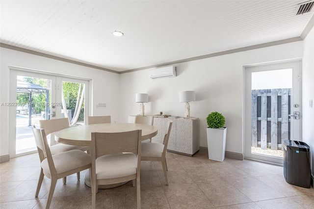 1430 Stillwater Dr 1430, Miami Beach, FL 33141
