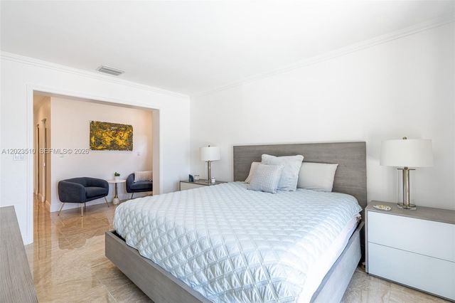 1430 Stillwater Dr 1430, Miami Beach, FL 33141