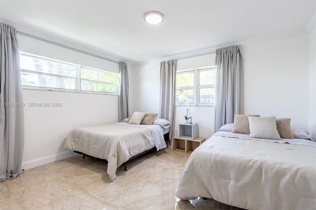 1430 Stillwater Dr 1430, Miami Beach, FL 33141