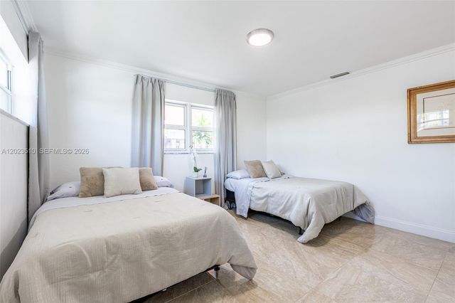 1430 Stillwater Dr 1430, Miami Beach, FL 33141