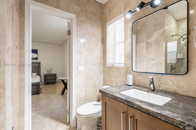 1430 Stillwater Dr 1430, Miami Beach, FL 33141