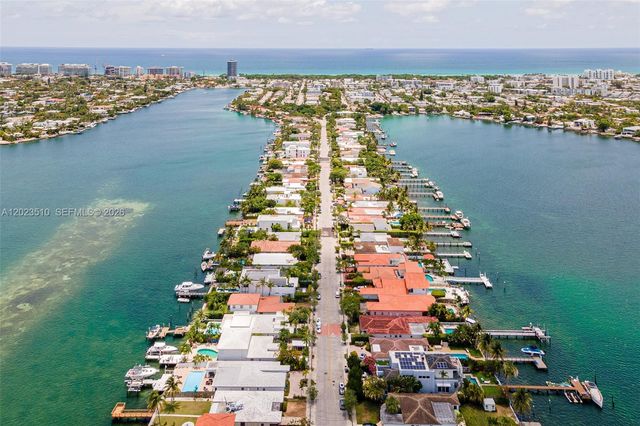 1430 Stillwater Dr 1430, Miami Beach, FL 33141