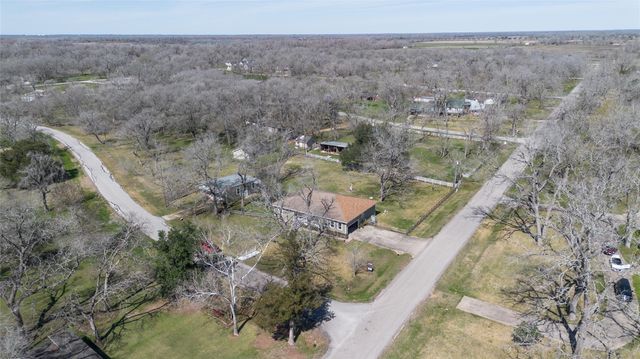 36606 Tejas Road, Simonton, TX 77485