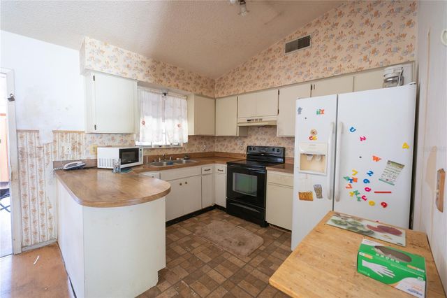 11013 MARIAN LANE, Riverview, FL 33578