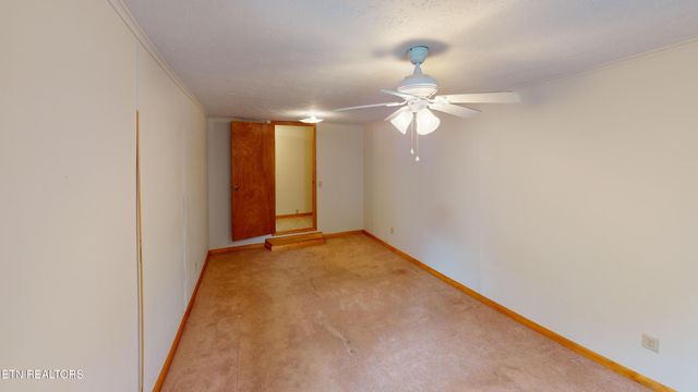 20 Harper Lane, Crossville, TN 38555