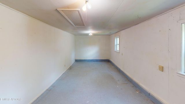 20 Harper Lane, Crossville, TN 38555