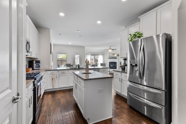 3105 Denver Avenue, Aubrey, TX 76227