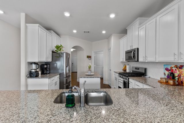 3105 Denver Avenue, Aubrey, TX 76227