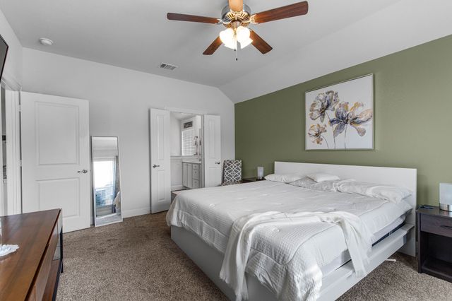 3105 Denver Avenue, Aubrey, TX 76227