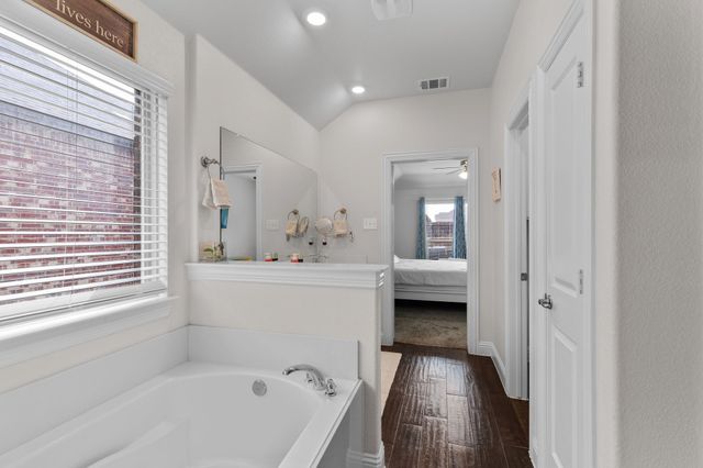 3105 Denver Avenue, Aubrey, TX 76227