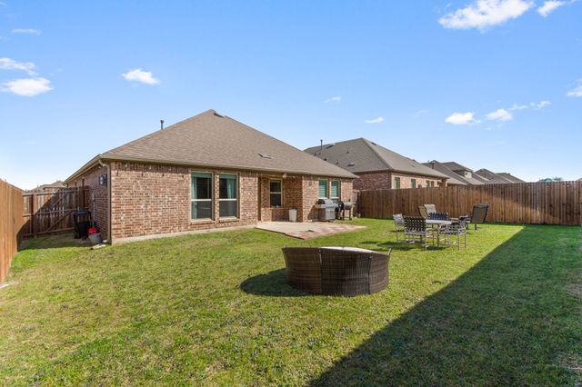 3105 Denver Avenue, Aubrey, TX 76227