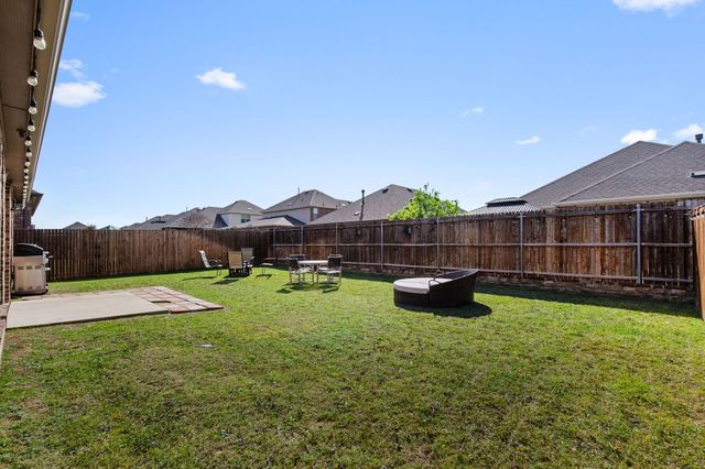 3105 Denver Avenue, Aubrey, TX 76227
