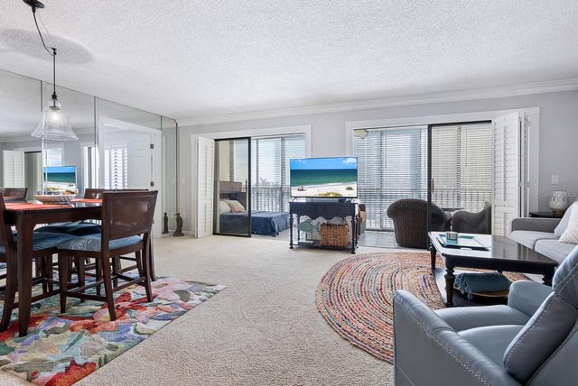 1104 BENJAMIN FRANKLIN DRIVE 515, Sarasota, FL 34236