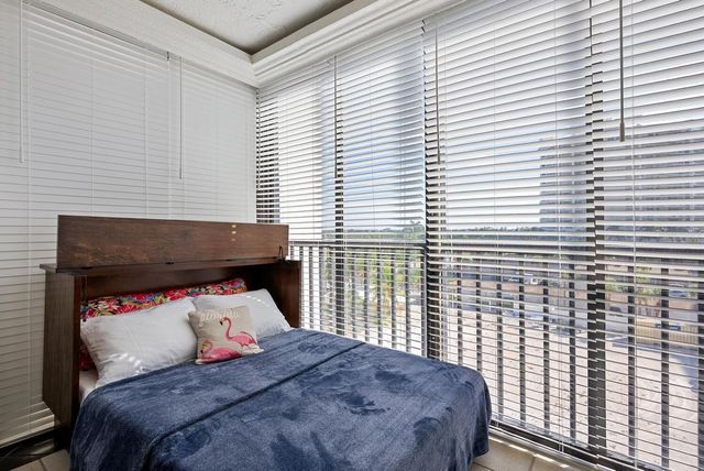 1104 BENJAMIN FRANKLIN DRIVE 515, Sarasota, FL 34236