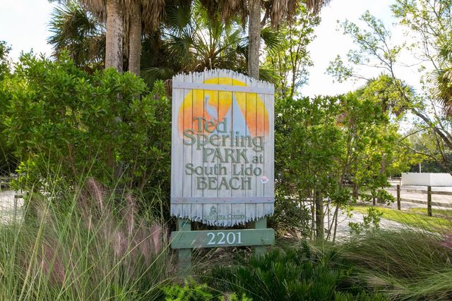 1104 BENJAMIN FRANKLIN DRIVE 515, Sarasota, FL 34236