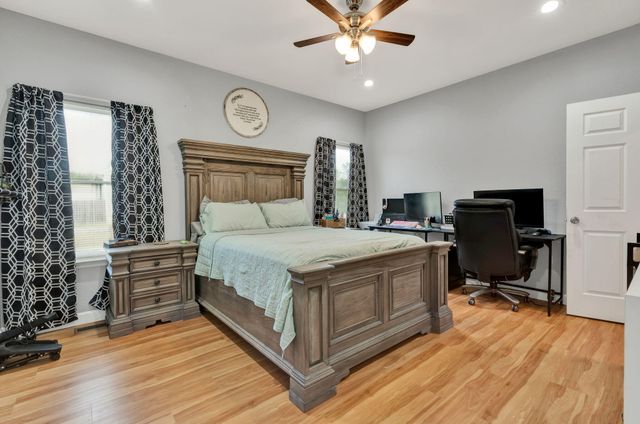 113 County Road 793, Etowah, TN 37331