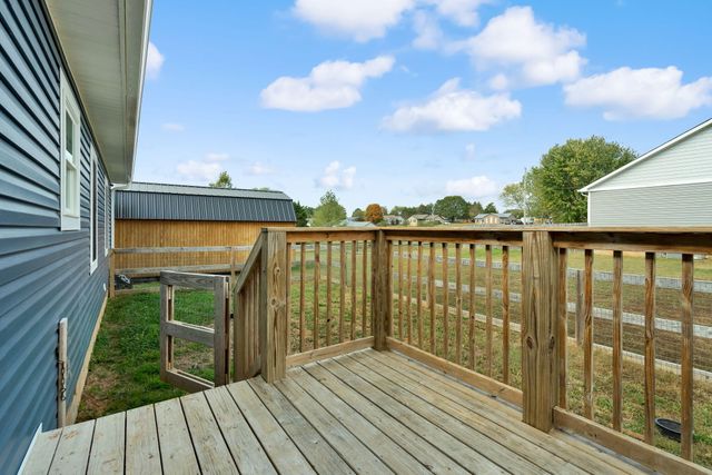 113 County Road 793, Etowah, TN 37331