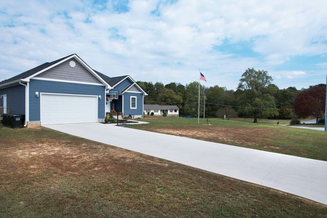 113 County Road 793, Etowah, TN 37331