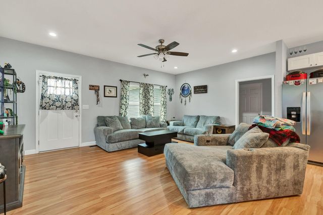 113 County Road 793, Etowah, TN 37331