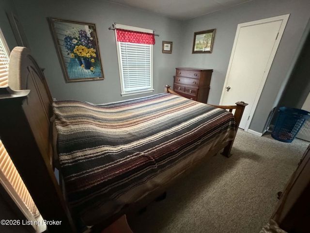 5914 Cole Ave, Louisville, KY 40258