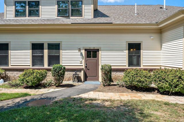 599 Washington St 12, Pembroke, MA 02359