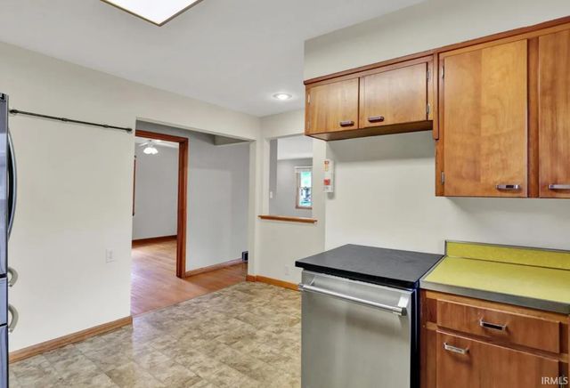 905 S Henderson Street, Bloomington, IN 47401