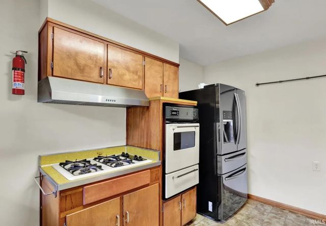 905 S Henderson Street, Bloomington, IN 47401