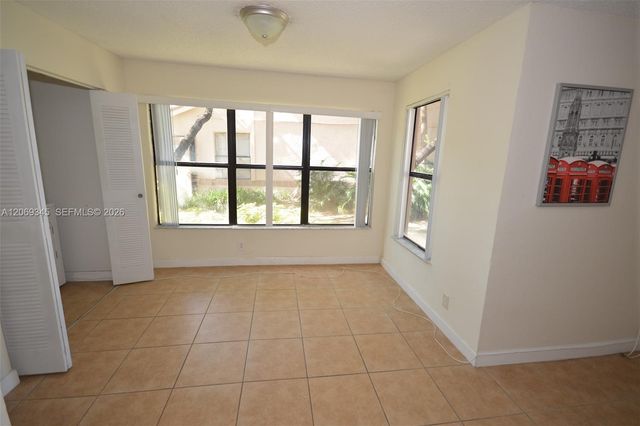 2796 S University Drive 2102, Davie, FL 33328