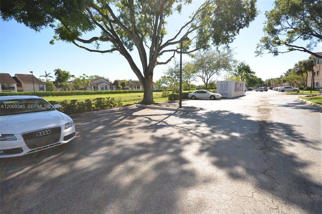 2796 S University Drive 2102, Davie, FL 33328
