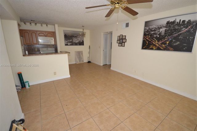 2796 S University Drive 2102, Davie, FL 33328