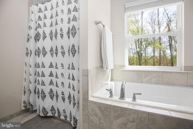 1013 WYTHE CT, Fredericksburg, VA 22405