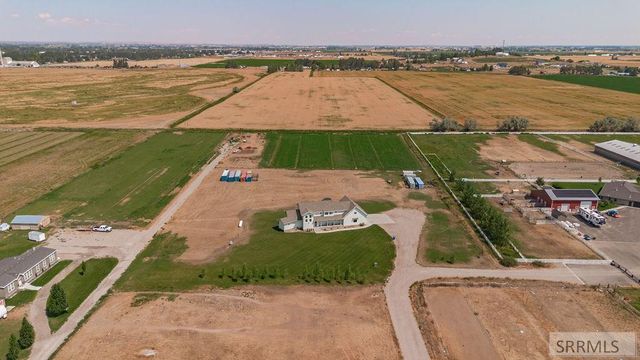 956 E 1100 N, Shelley, ID 83274