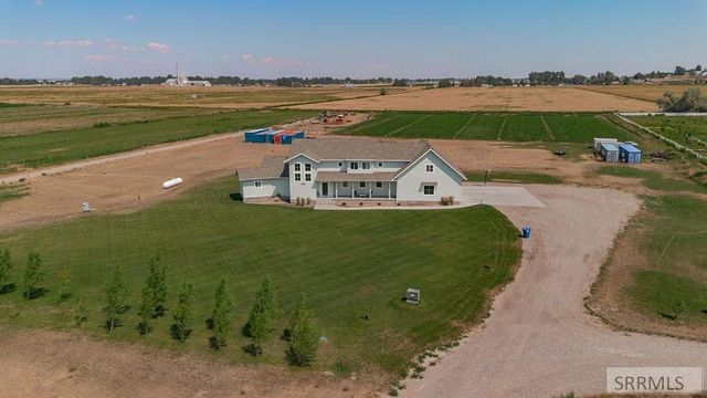 956 E 1100 N, Shelley, ID 83274