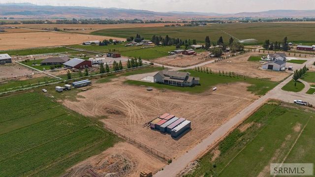 956 E 1100 N, Shelley, ID 83274