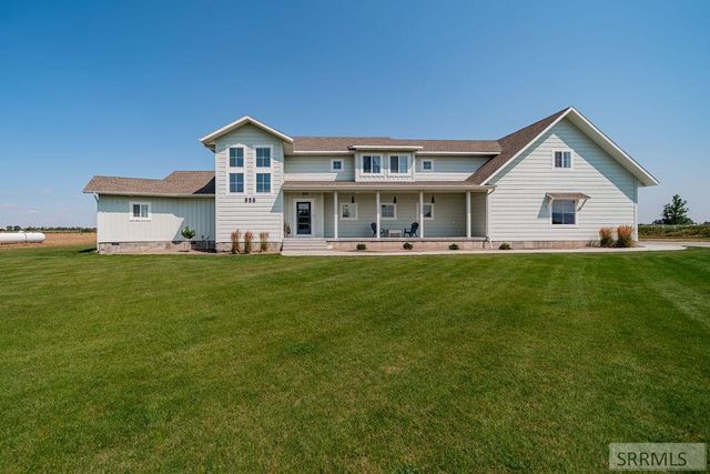 956 E 1100 N, Shelley, ID 83274