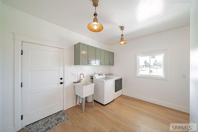 956 E 1100 N, Shelley, ID 83274
