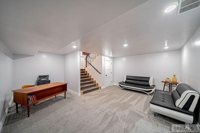 956 E 1100 N, Shelley, ID 83274
