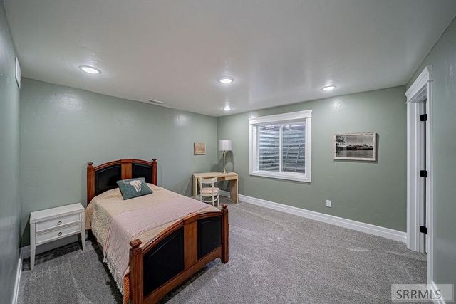956 E 1100 N, Shelley, ID 83274