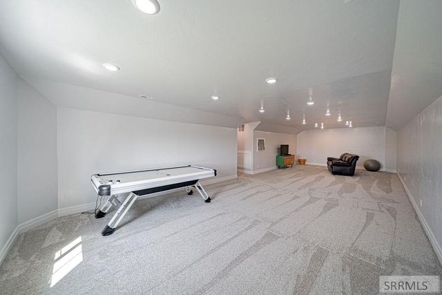 956 E 1100 N, Shelley, ID 83274