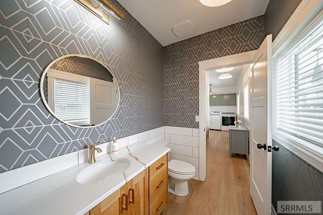 956 E 1100 N, Shelley, ID 83274