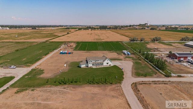 956 E 1100 N, Shelley, ID 83274