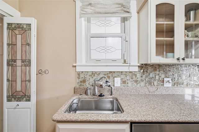 2208 Delaware Ave, Swissvale, PA 15218