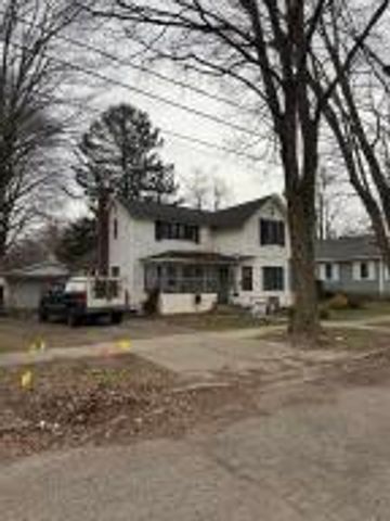 1014 Seventh Street, Three Rivers, MI 49093