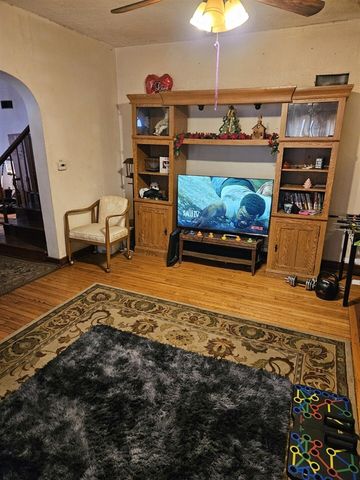 1014 Seventh Street, Three Rivers, MI 49093