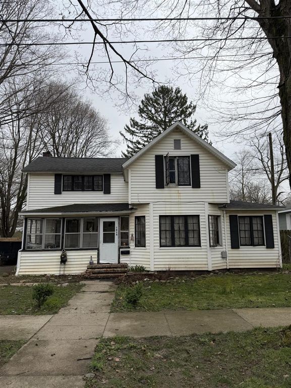 1014 Seventh Street, Three Rivers, MI 49093